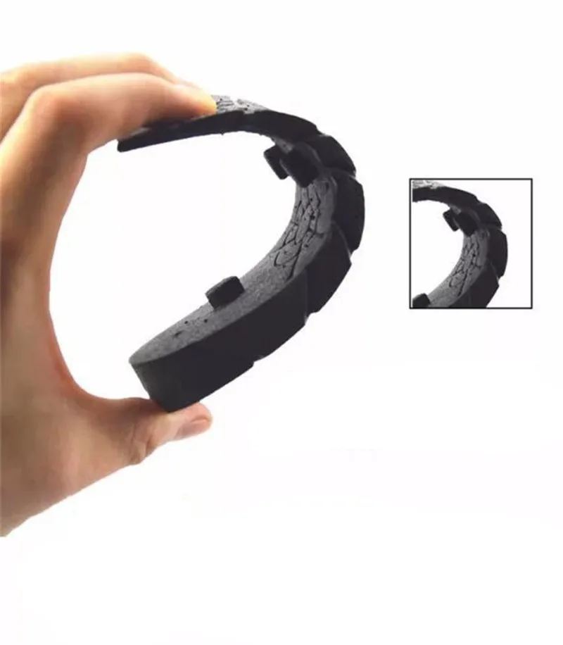 4540799889_1568415098