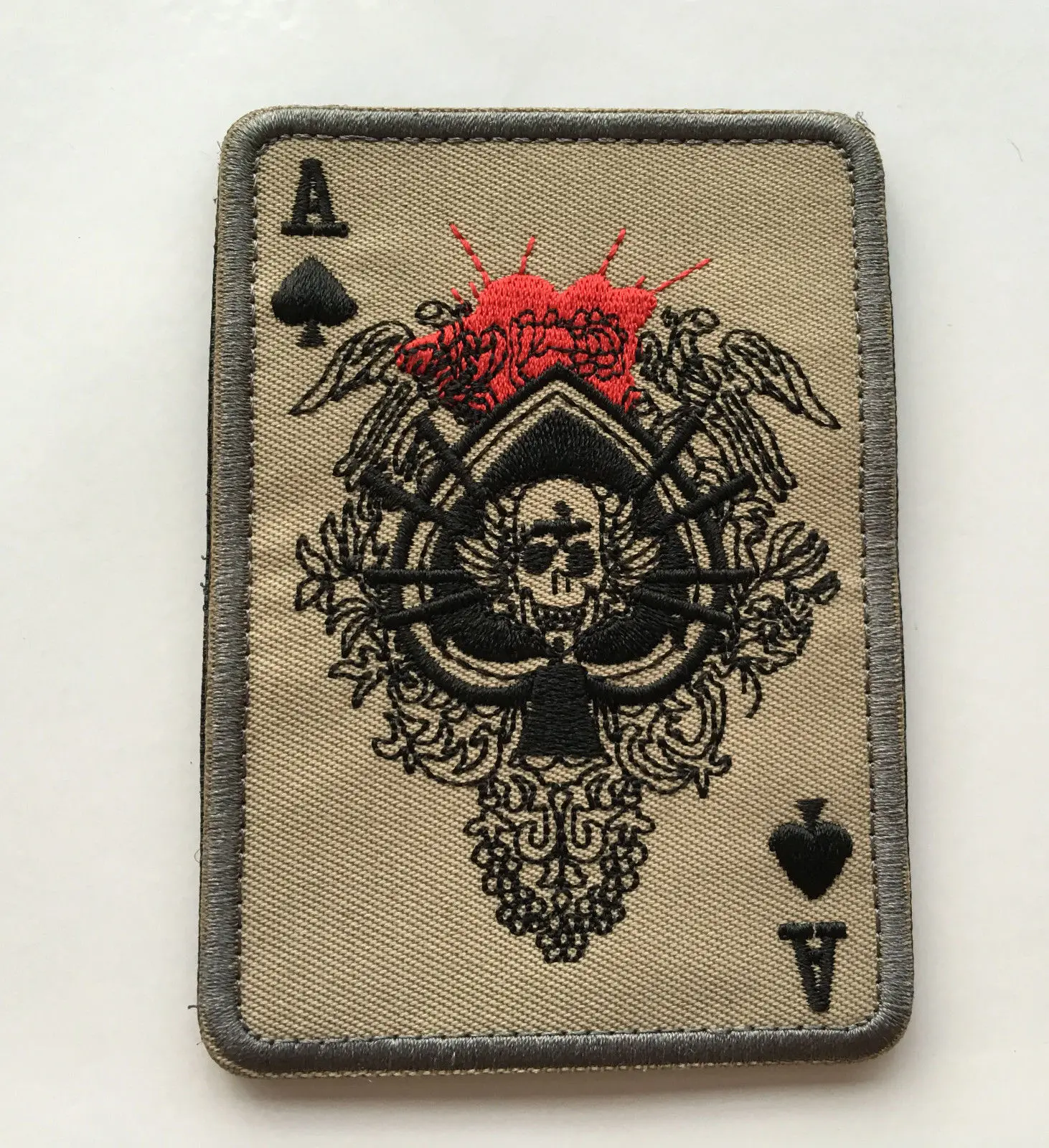 ACE OF SPADES DEATH SKULL CARD USA ARMY TACTICAL MORALE PATCHin