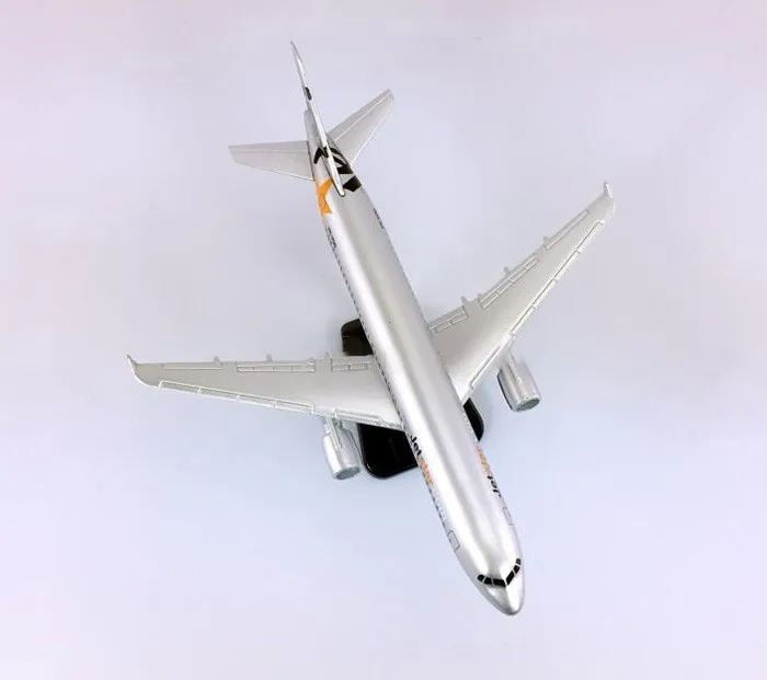 Джейсон пачка 20 см модель самолета Модель Jetstar Аэробус A320 с трёхмерными чертёжами Diecast металлические 1:200 модели самолетов игрушечный