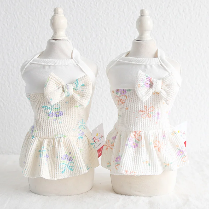 

19 years of spring and summer new shelves Waffle floral dress fresh and elegant dog two feet clothes