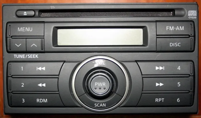 nissan-original-cd-changer-3