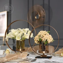 Европейский современный металлический цветок Стеклянная Ваза Цветочная Гостевая ресторанная настольная мягкая декоративная вилла модель украшения
