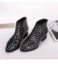2017 Winter newest Women Short Boots punk style rivets studded Ankle Boots toe back zipper martin Booties Zapatos Mujer
