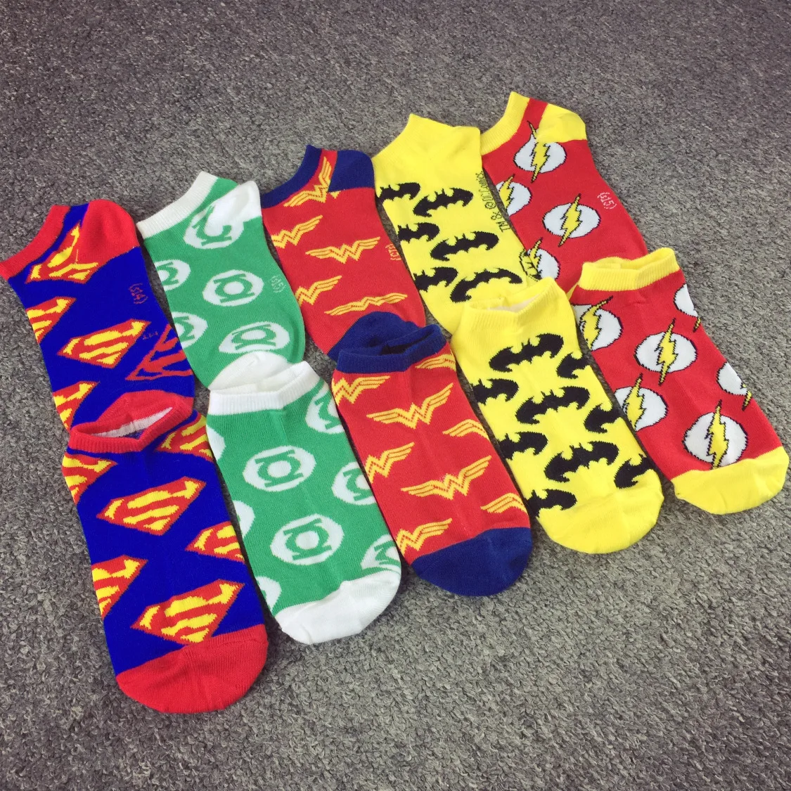 

new super hero series Harajuku street Superman Batman boat socks men and women tide brand cotton cartoon couple invisible socks