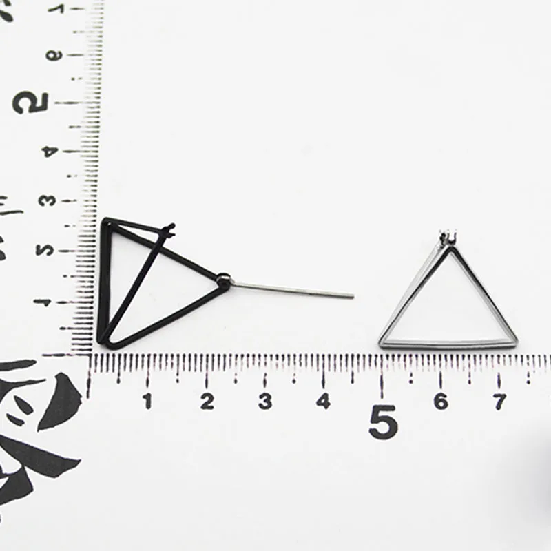 2018 new fashion brief style gold/silver/black hollow geometric stud earrings for women square earrings boucles d'oreilles - Image 5