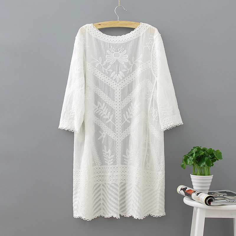 Women Beach Long Cardigan 2018 Summer Crochet Kimono Hollow Out Blouse Fashion Casual Women Lose Lace Shirts Loose White Blouse Blouses