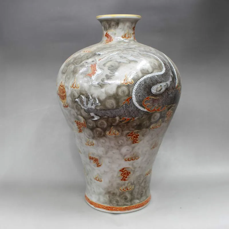 

Qing Yongzheng Handmade Antique Porcelain Vase Home Furnishing Collection Dragon Vase