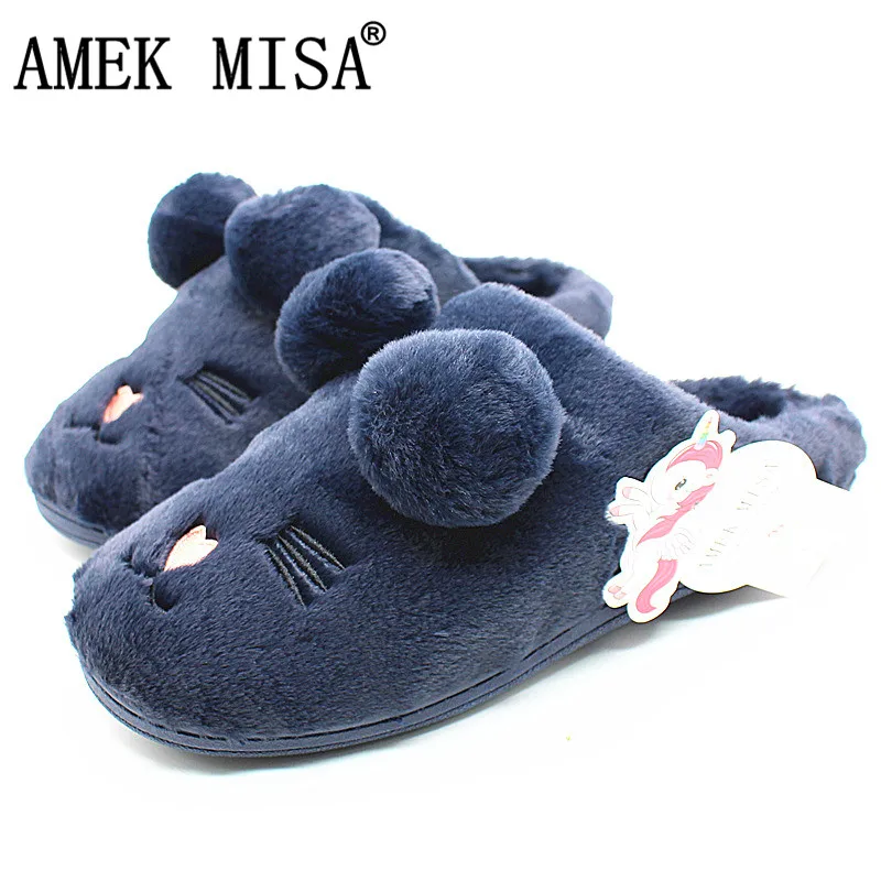 

Cute Bunny Style Slippers Men Women and Childrens Winter Warm Fur Rabbit Wool Indoor Slippers that can be worn Outdoors pantufa