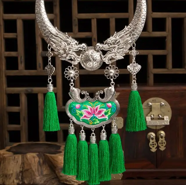 Ожерелья и кулоны, богемное ожерелье с кисточками и вышивкой, ретро этнические Преувеличенные Подвески, серебряный воротник с двумя Драконами - Окраска металла: 1
