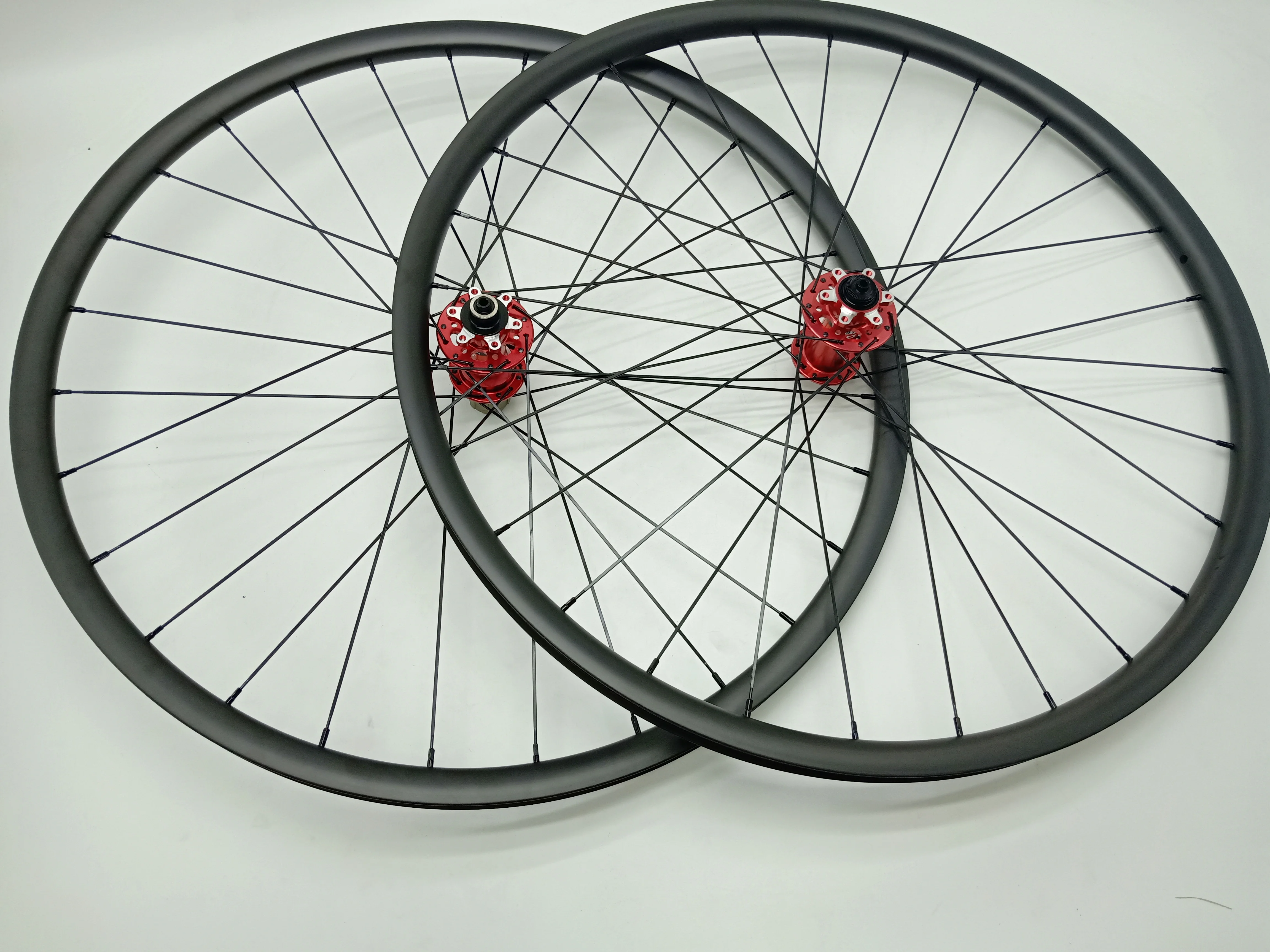 Карбоновые mtb Колеса 29 карбоновые mtb колеса clincher бескамерные 1350 г sapim Спицы mtb колеса 29er 27,5 650B дисковый тормоз 2" mtb колеса