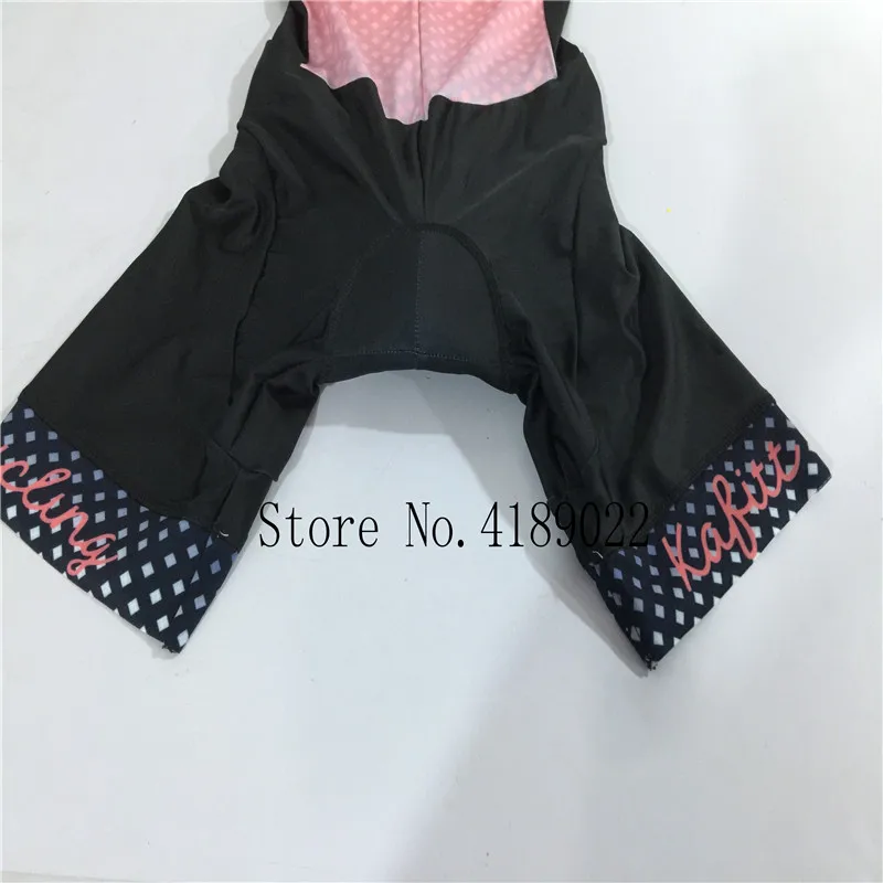 FD96DCECE84F507DEAE1AEAE6B1E44BA