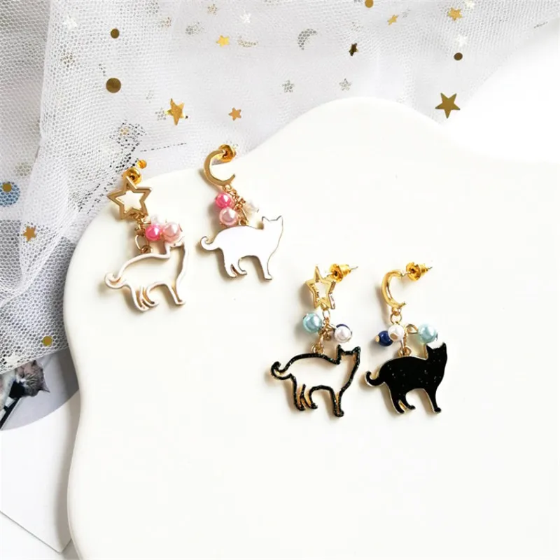 

New shiny black and white cat pendant earrings clip ear fashion cute moon stars pearl earrings female fashion sweet jewelry