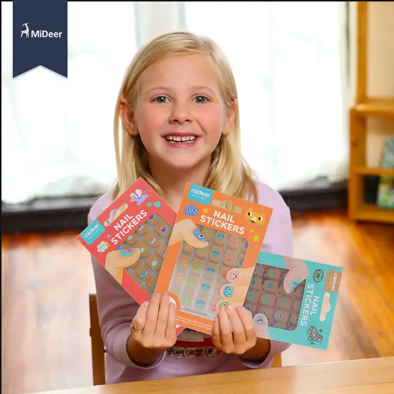 little girl pretend jewelry