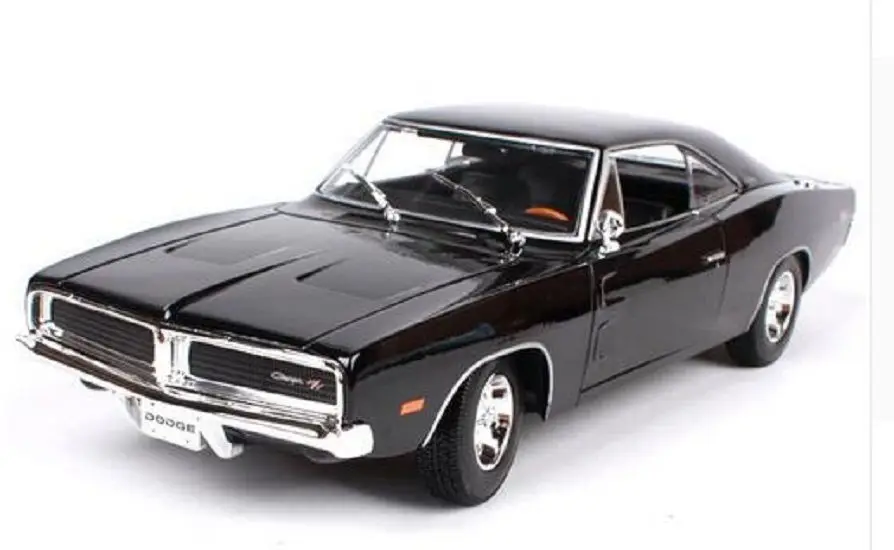 Maisto 1:18 1969 DODGE зарядное устройство R/T литая модель спортивный гоночный автомобиль в коробке - Цвет: Черный