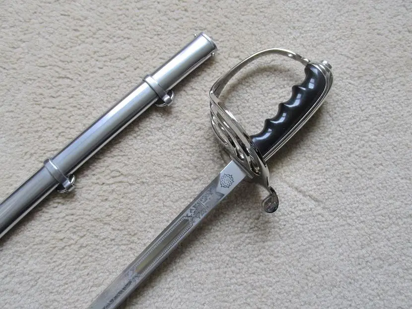 S0221 US U S ARMY MILITARY OFFICER CEREMONIAL SABRE DRESS SWORD W/ SCABBARD 37