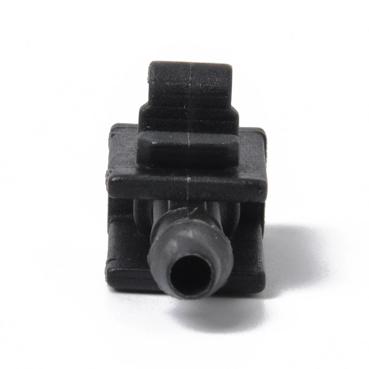 

Auto Car Front Windshield Washer Spray Nozzle Jet For Renault Megane 2 Scenic 2 2005-2007 year 8200082347 4