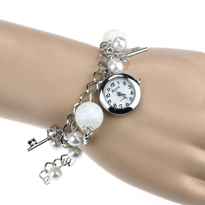 Новые повседневные ЖЕНСКИЕ НАРЯДНЫЕ часы, модные женские кварцевые амулеты, браслет, наручные часы, Роскошные Жемчужные женские наручные часы, подарок