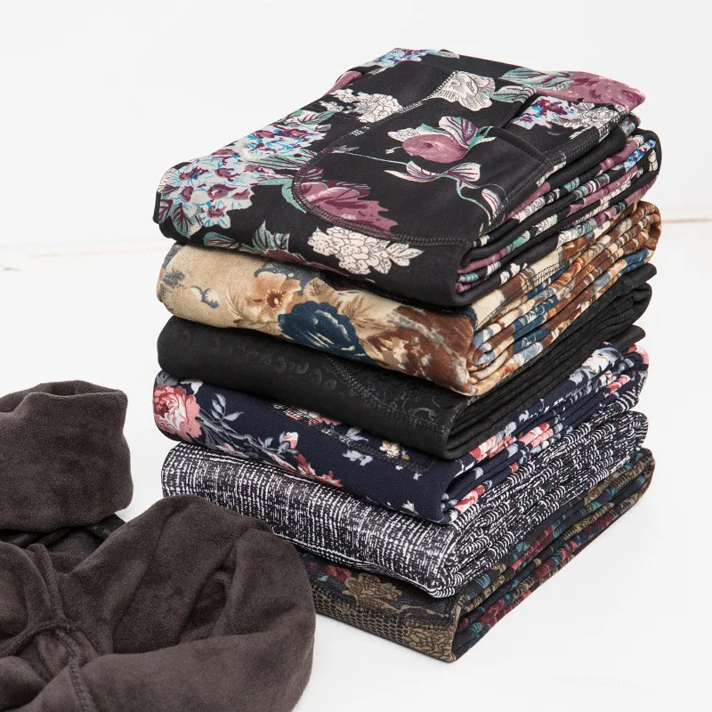 

New Arrival Autumn and Winter Style Plus Velvet leggings Women Plus size XXXL Printing Flowers 20 Colors thick women's pants