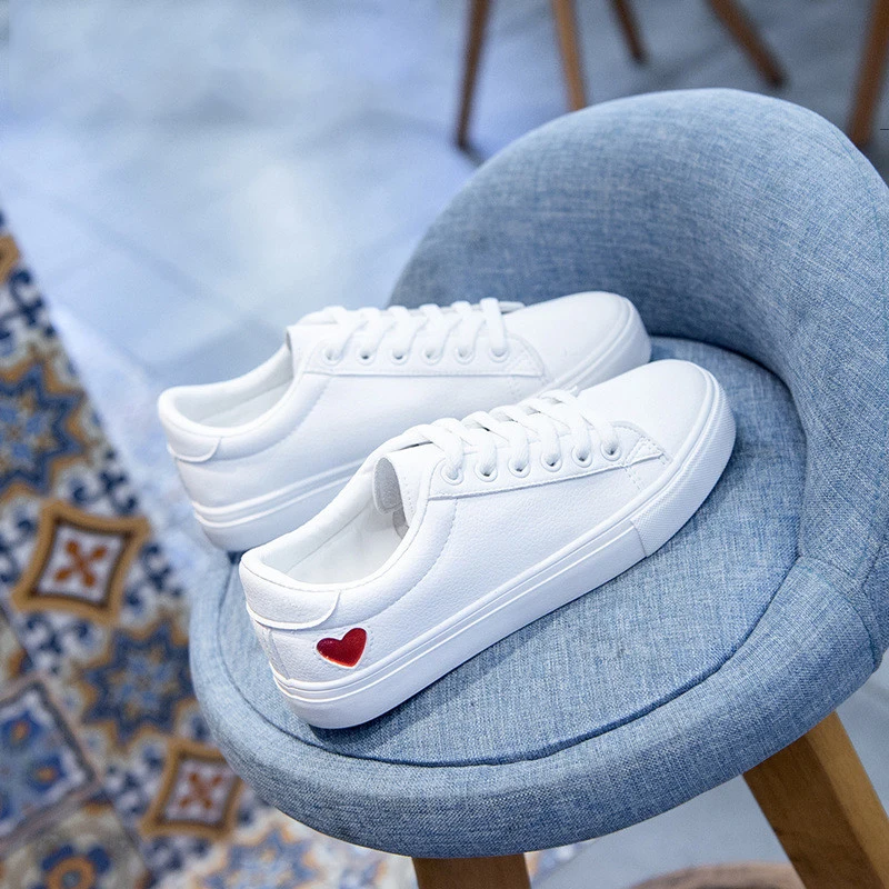

Women Sneakers Fashion Breathble Vulcanized Shoes Spring Autumn Student Board Shoes Female Sneakers Ladies Casual Shoes BX20