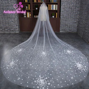

2017 New Ivory Cathedral Wedding Veils 4 Meters Long Lace Appliques Bridal Veil Wedding Accessories Bride Mantilla Wedding Veil
