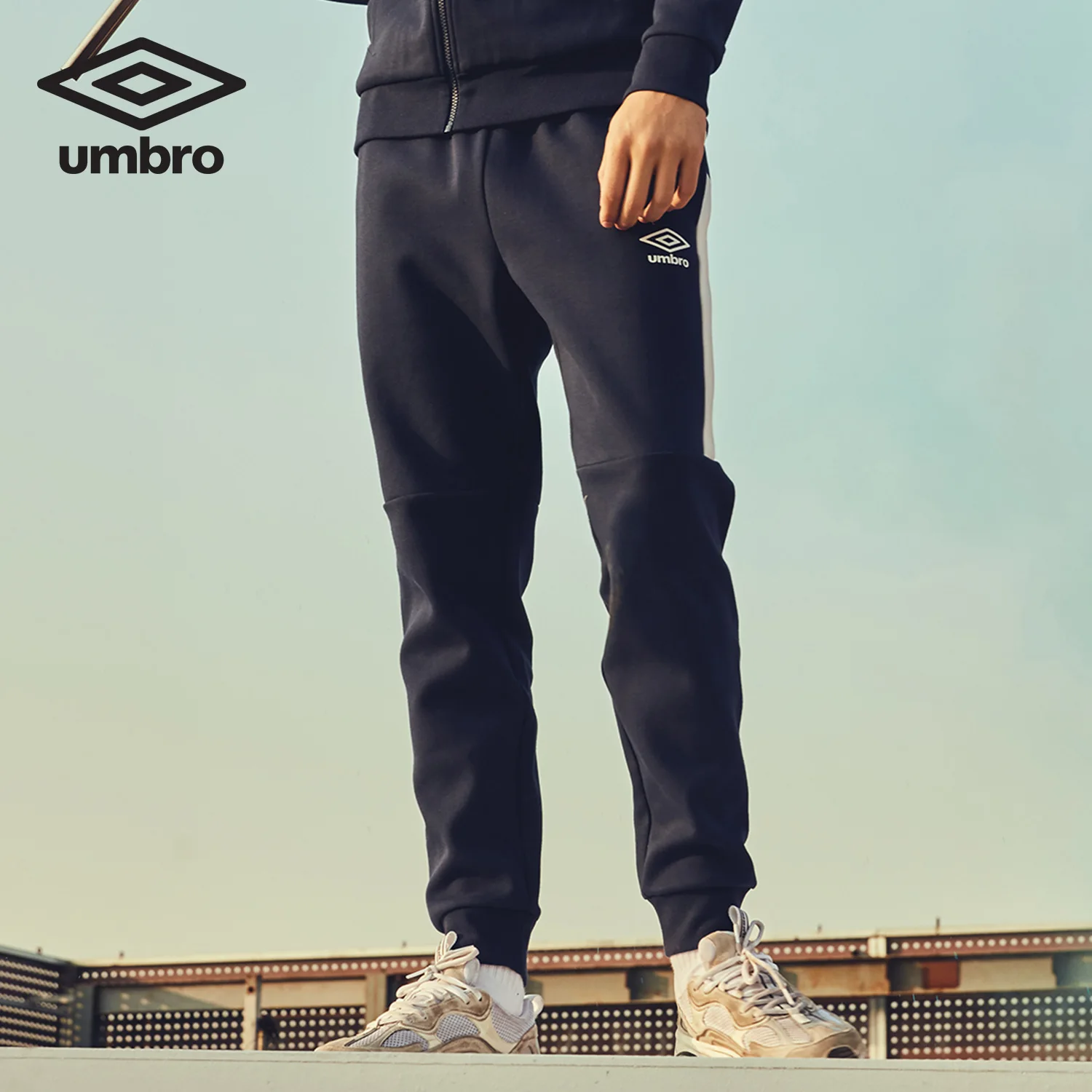 Umbro Весенние новые мужские брюки для фитнеса и тренировок спортивные штаны трикотажные брюки UI191AP2351