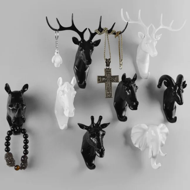 

Nordic Style Creative Deer Head Animal Self Adhesive Clothing Display Racks Hooks Hot Sale Home Adhesize Hooks Key Holder LFB791