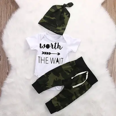 Армейский зеленый новорожденных для маленьких девочек одежда комбинезон для мальчиков футболка длинные штаны и шляпа, наряды, комплект из 3 предметов