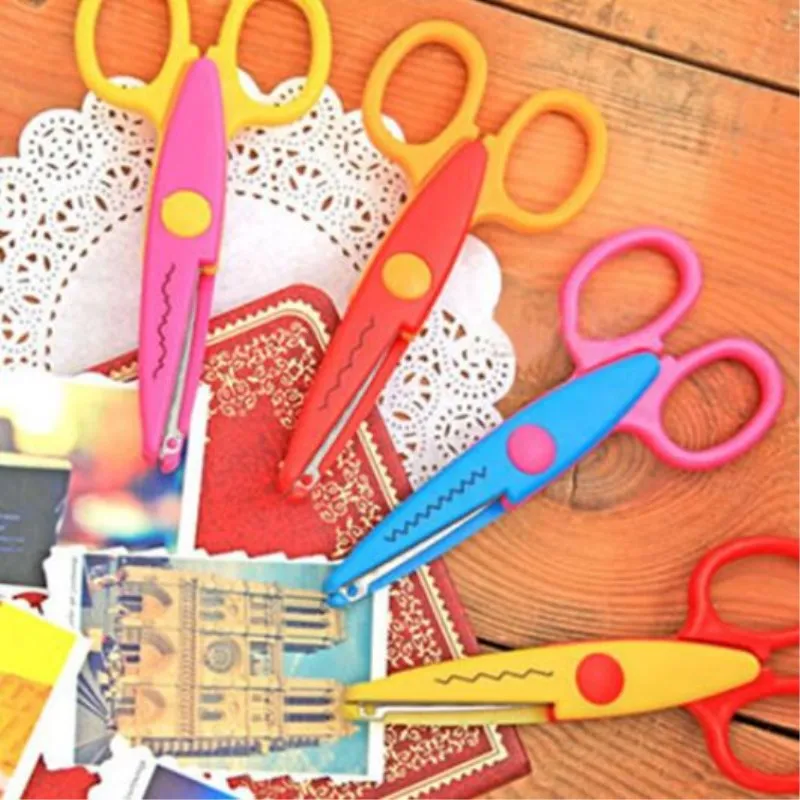 

School Scissors DIY for Scrapbook Handmade Kids Artwork Card Safe Arrival Design Decorative Wave Lace Edge Craft