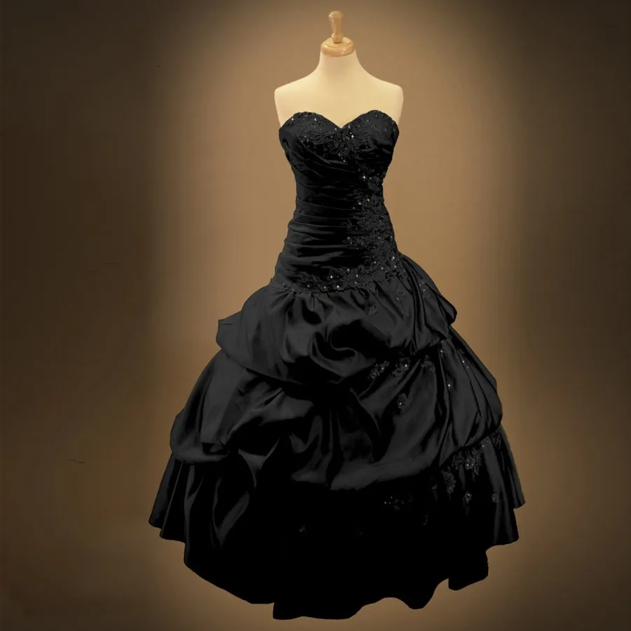 

Real Photo Vintage Gothic Black Wedding Dresses 2019 Beaded Lace Civil Wedding Dresses With Detachable Train Vestido De Noiva