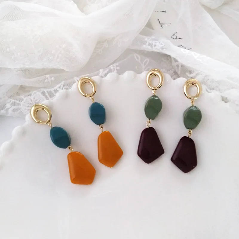 

New Acrylic Geometric Earrings Simple Fashion Banquet Girl Earrings