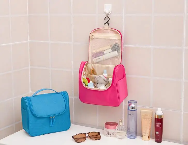 hanging toiletry bag 10