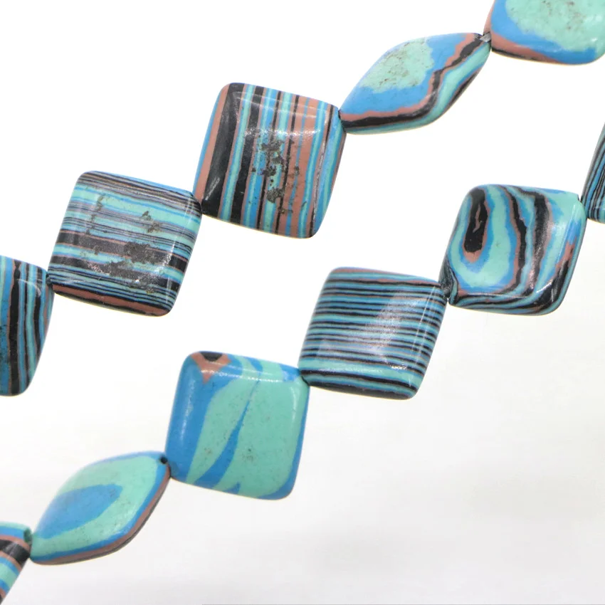 Squared diagonal pine stone beads (15)