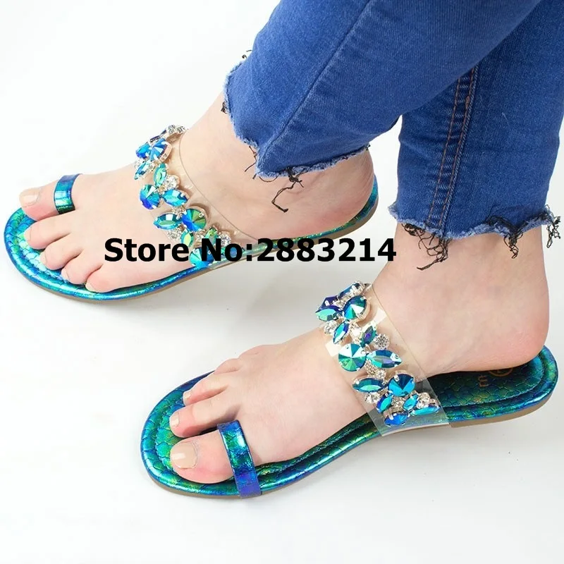 

Green Gold Silver Champagne Ring Toe Crystal Embellished Lady Flats Slippers Gladiator Sandals Chic Street Style Woman Slides