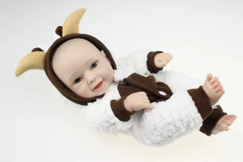 28 см новые силиконовые Reborn Baby Doll Игрушечные лошадки lifelike ручной Детские Куклы детские дома кукла с Животные одежда Play дом