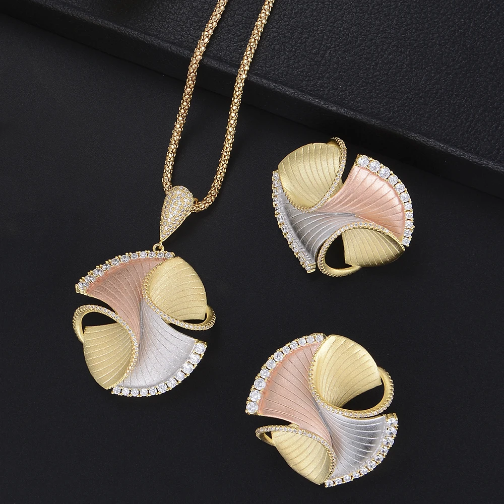 

Luxury Flower Shape Necklace Earrings Full Micro Cubic Zirconia For Women Wedding
