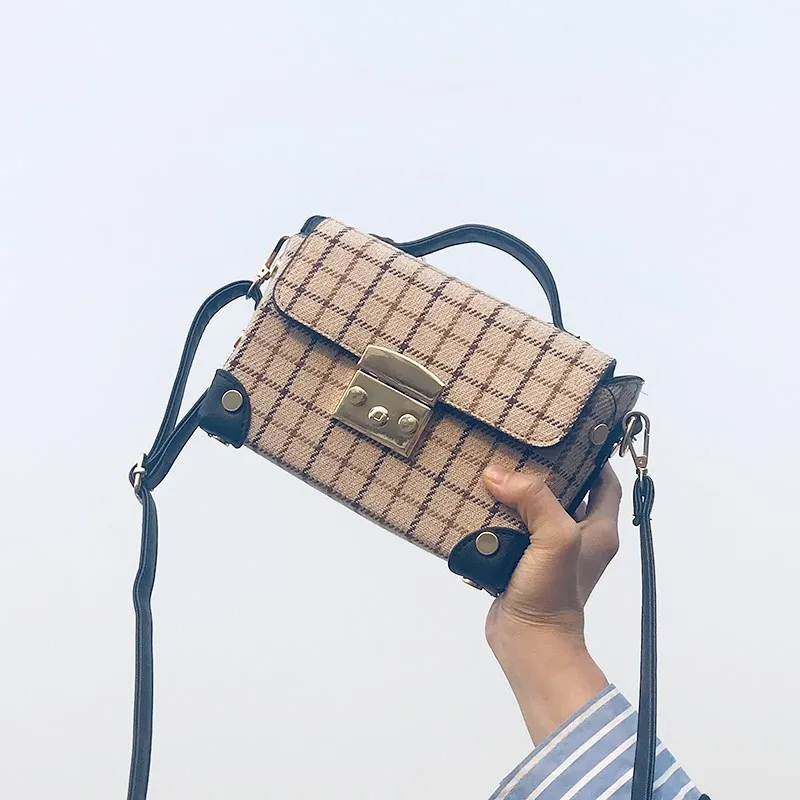 

Bag women 2019 new summer fashion wild Messenger bag small bag wild box portable small bag