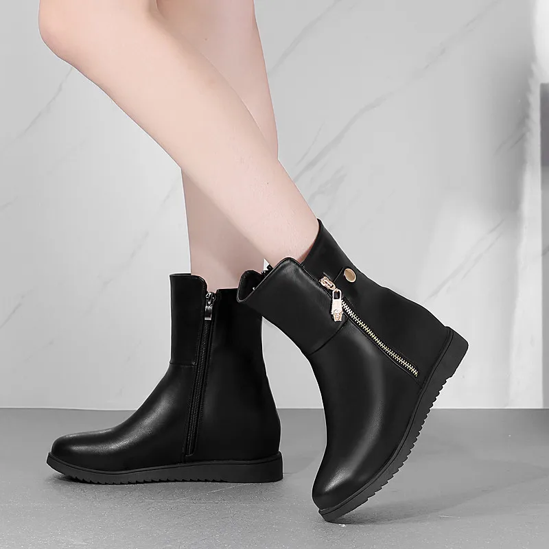 

2018 new height increase flat bottom slope with wild leather boots women's boots.