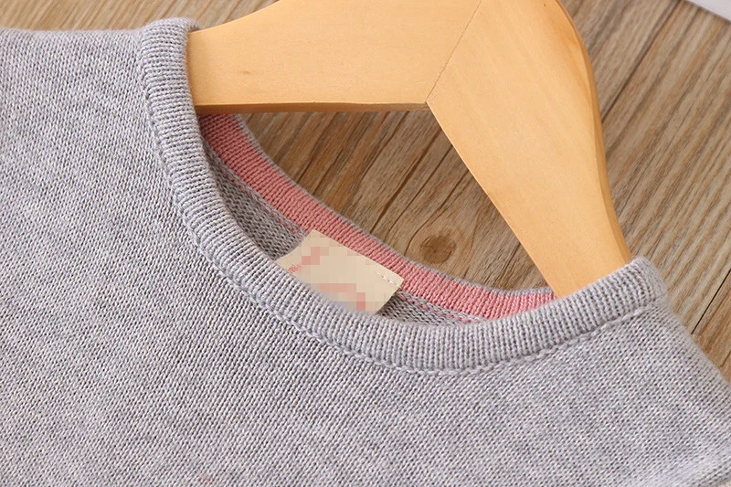 973