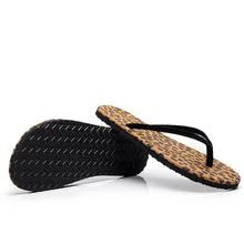 Лидер продаж; женские Летние вьетнамки черного цвета с леопардовым принтом; повседневные сандалии; шлепанцы; вьетнамки