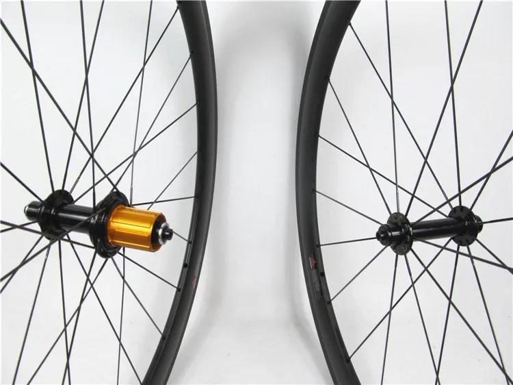 Flash Deal Farsports high quality carbon clincher wheelset 50mm x 25mm rims for road bike Lightweight 1510g each set 6 Flash Deal Farsports high quality carbon clincher wheelset 50mm x 25mm rims for road bike Lightweight 1510g each set 6