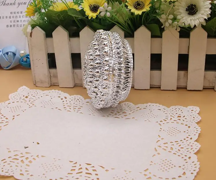 4195673586_1739443172