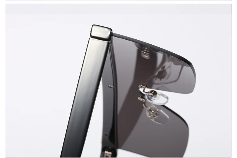 SHAUNA металлическая цепь с плоским верхом Oversize одна деталь солнцезащитные очки для женщин для 2019 Новое поступление половина рамки крут