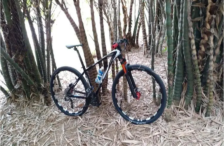 Clearance Kalosse Hot selling   29inch mountain bike  24/27/30 speed  tyre dirt bike MTB  mountain bicycle  29er 29*19 inch tires bike 3