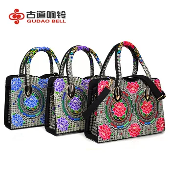 

Beautiful exquisite designs crossbody bag handbags Handmade inclined dual-use double-sided flowers embroidery package handbag