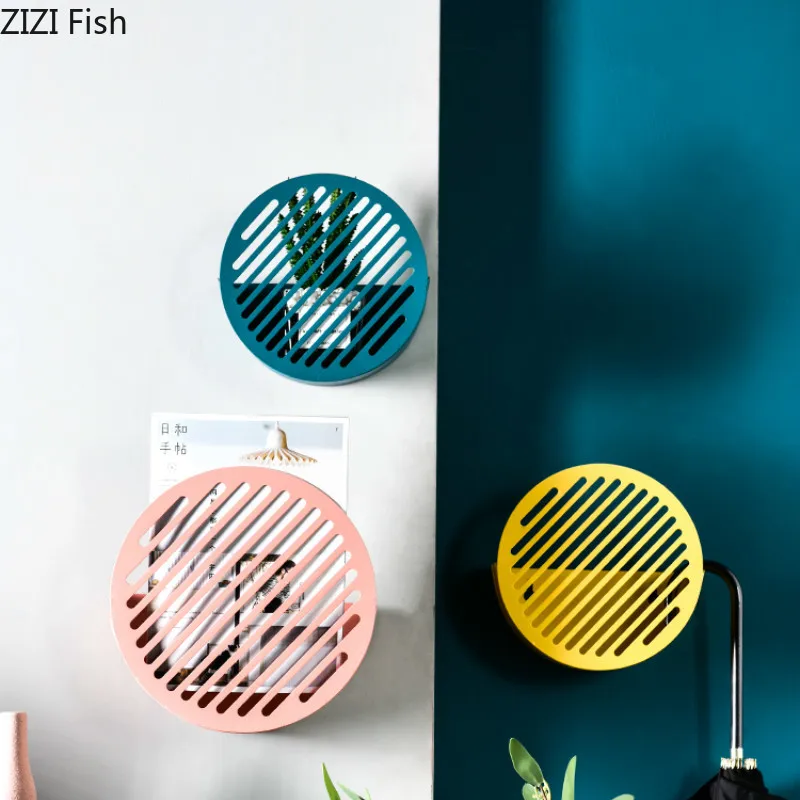 

Nordic Style Round Metal Shelf Wall Hanging Decoration Storage Rack Wall Mount Book Magazine Storage Rack