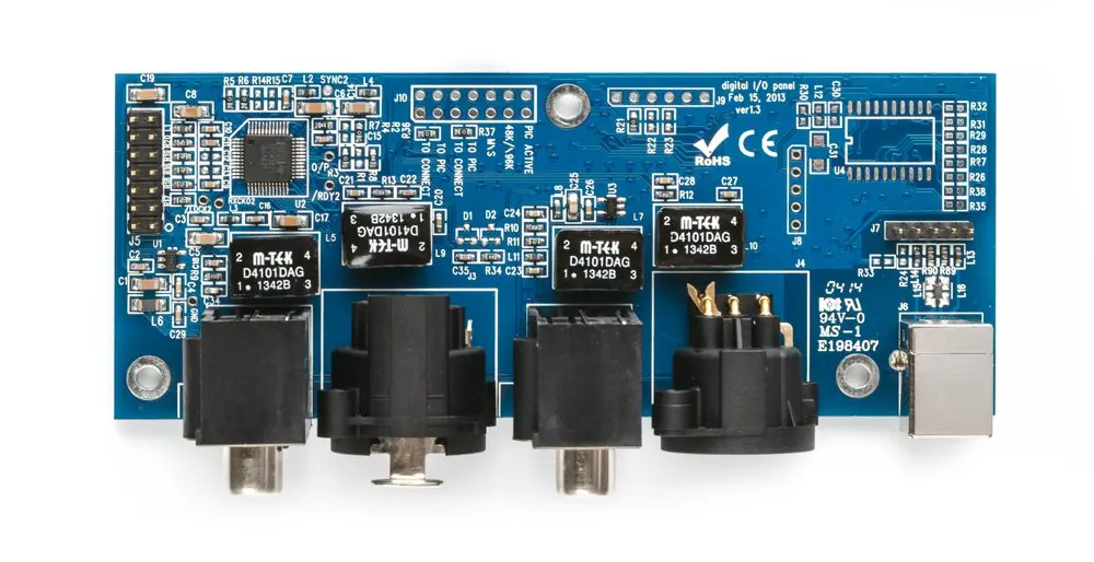 Digital input and output interface board for DIGI-FP miniDSP Kit