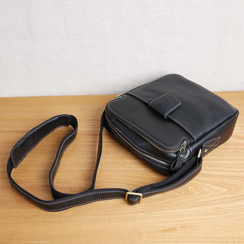 AETOO Leather Men's Bag Shoulder Messenger Bag Vertical Top Layer Leather Business Casual Leather Bag