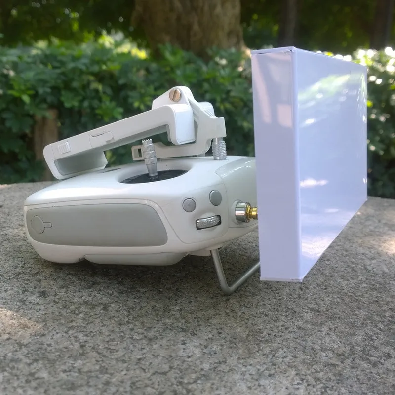 

2.4G 16DB High Gain Refitting Directional Antenna Signal Range Extender Booster for DJI Phantom 4/3 Advanced/Professional