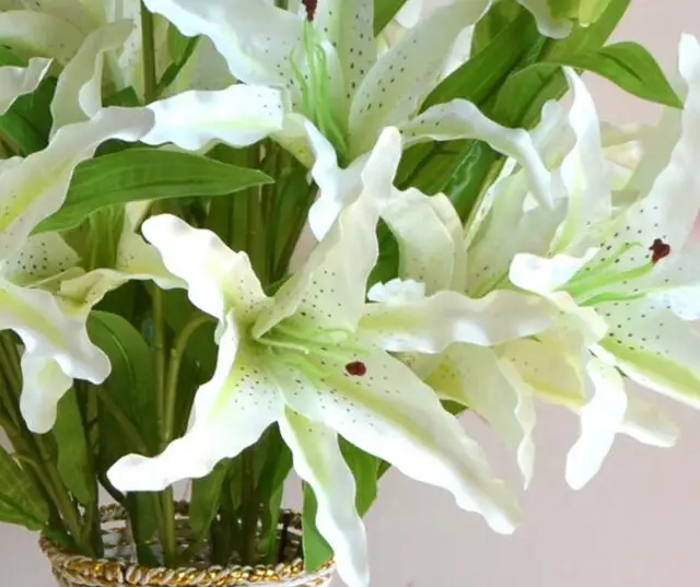 10Pcs Artificial Lily Flower Lilies two heads & one Bud Floor Mounted