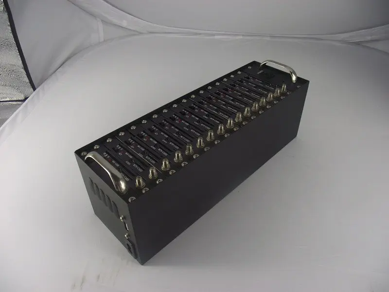 

16 port modem pool with Q2303 bulk sending SMS